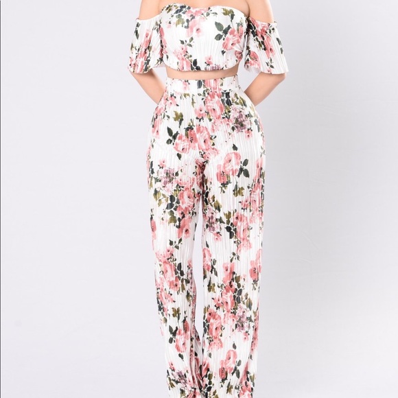 Fashion Nova Pants - 🌸 FASHION NOVA 🌸 Garden GLAM pants 🌸 BRAND NEW